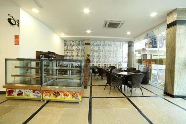La Riviera Suites Hyderabad Exterior foto